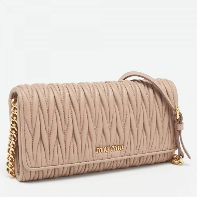 Pre Owned Miu Miu Beige Matelassé Leather Wallet On Chain