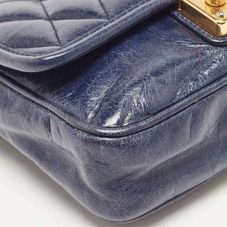 مملوكة مسبقًا Miu Miu Navy Blue Vitello Shine Leather Pushlock Flap Crossbody Bag