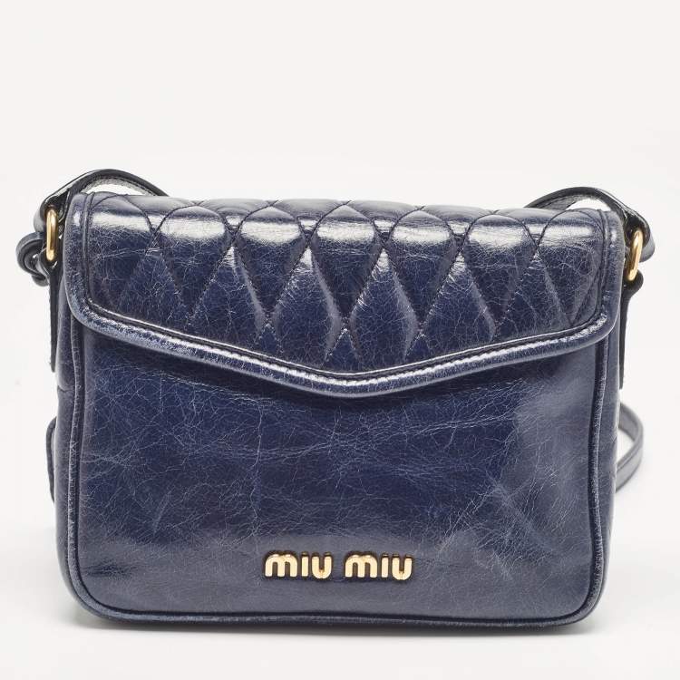 مملوكة مسبقًا Miu Miu Navy Blue Vitello Shine Leather Pushlock Flap Crossbody Bag