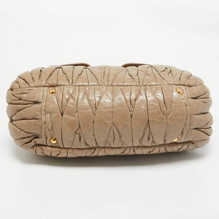 Pre Owned Miu Miu Light Green Matelassé Leather Coffer Hobo