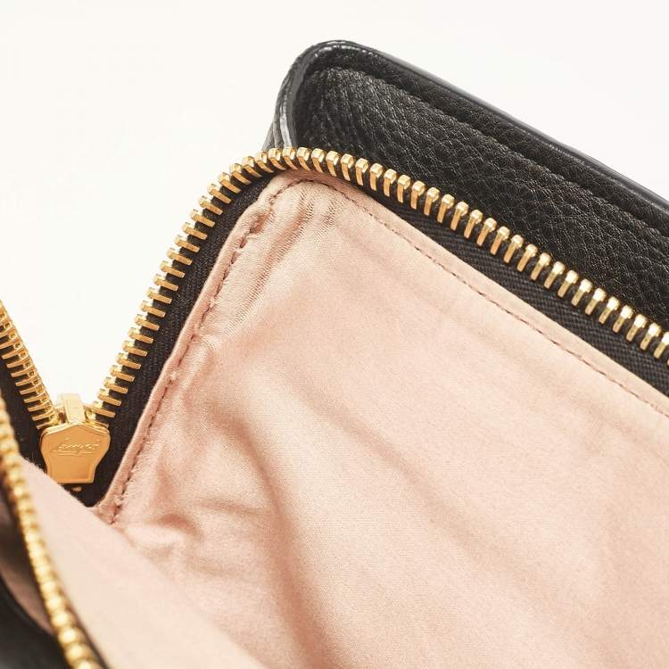 Pre Owned Miu Miu Black Leather Middle Zip Tote