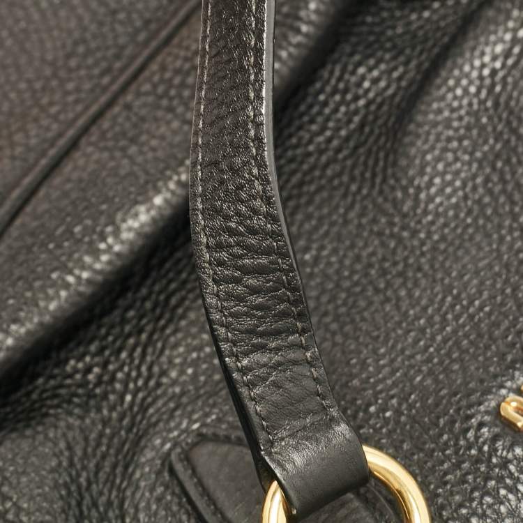 Pre Owned Miu Miu Black Leather Middle Zip Tote