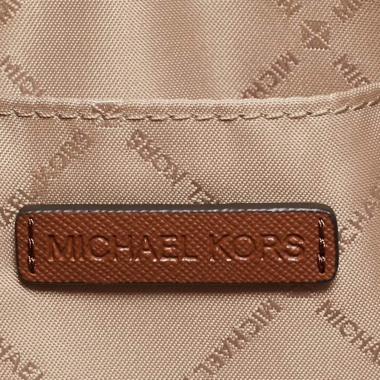 Pre Owned Miu Miu Gold Leather Pleated Zip Clutch