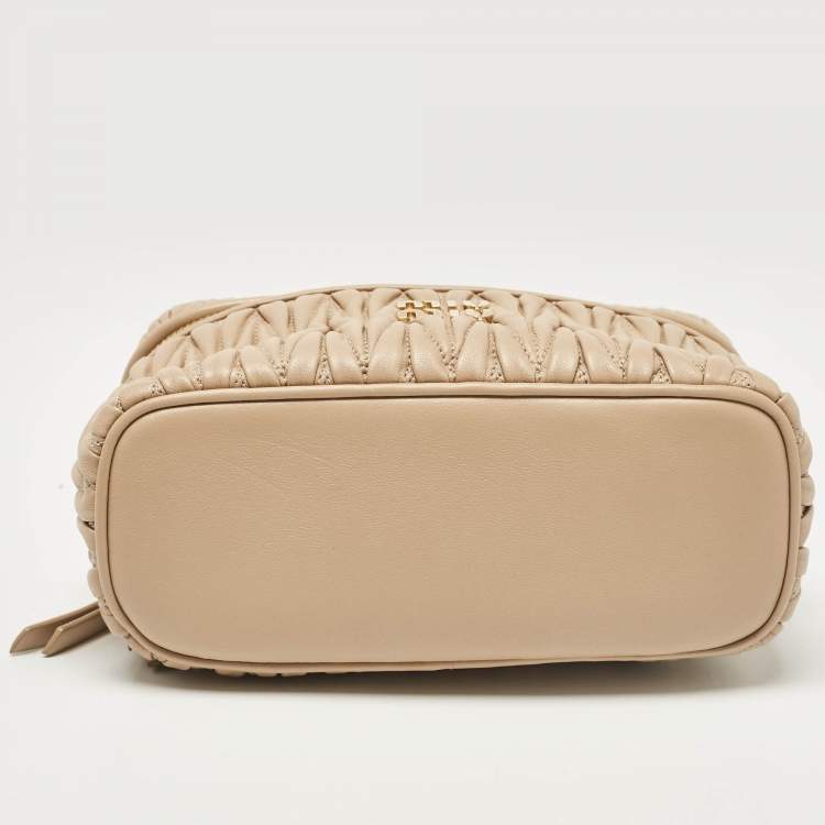 Pre Owned Miu Miu Beige Matelassé Leather Vanity Top Handle Bag