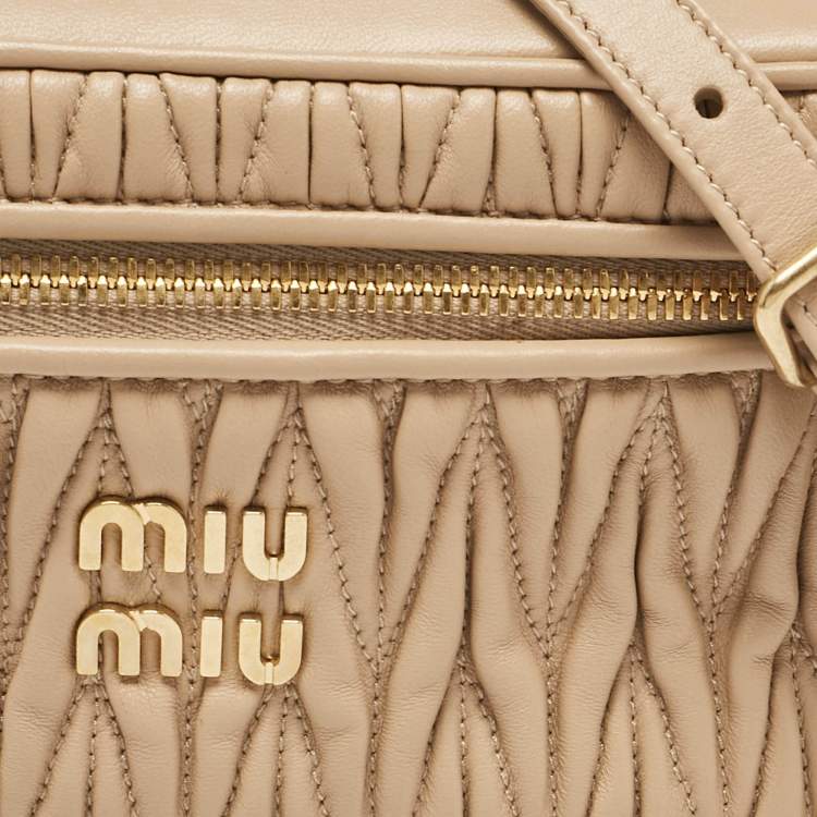Pre Owned Miu Miu Beige Matelassé Leather Vanity Top Handle Bag