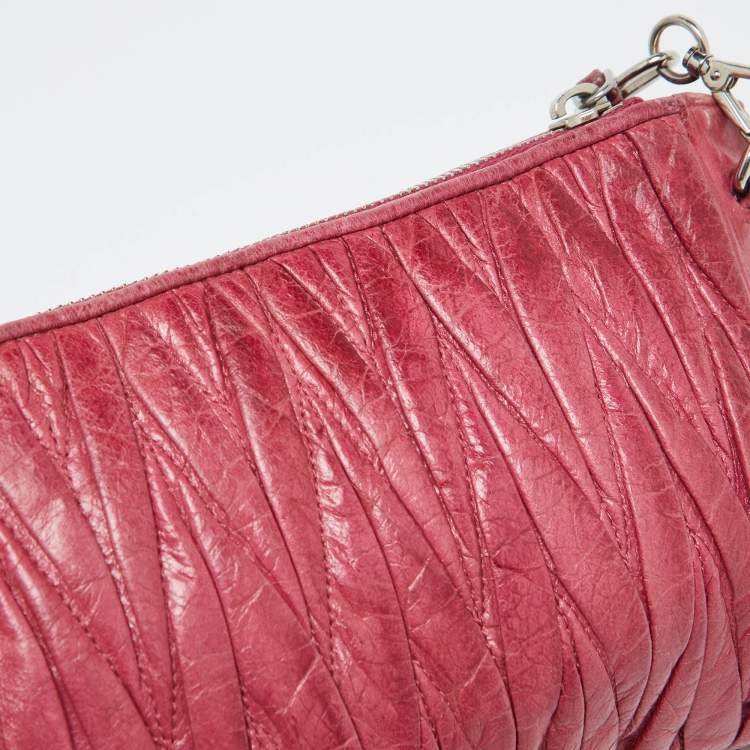 Pre Owned Miu Miu Pink Leather Matalasse Shoulder Bag