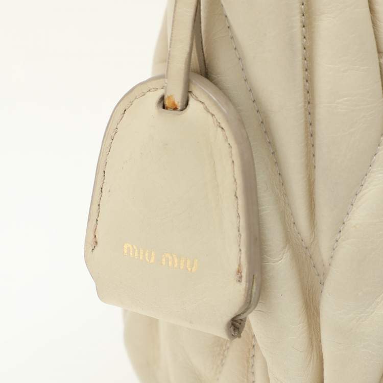 Pre Owned Miu Miu Beige Matelassé Leather Coffer Hobo