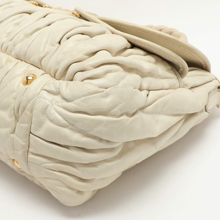 Pre Owned Miu Miu Beige Matelassé Leather Coffer Hobo