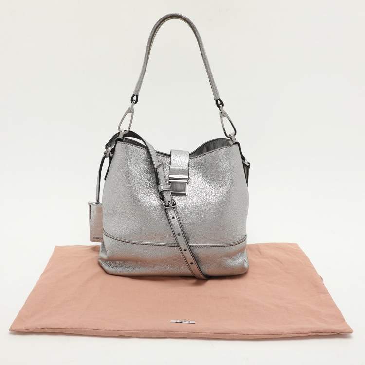 Pre Owned Miu Miu Silver Leather Push Lock Top Handle Bag