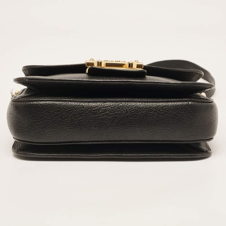 Pre Owned Miu Miu Black Leather Pushlock Flap Crossbody Bag