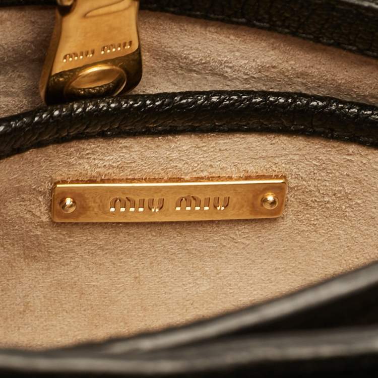 Pre Owned Miu Miu Black Leather Pushlock Flap Crossbody Bag