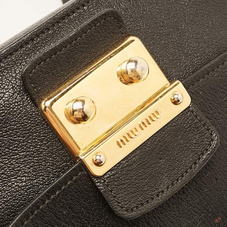 Pre Owned Miu Miu Black Leather Pushlock Flap Crossbody Bag