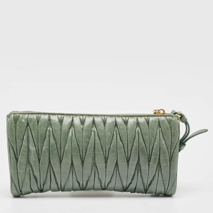 Pre Owned Miu Miu Light Green Matelassé Leather Zip Clutch