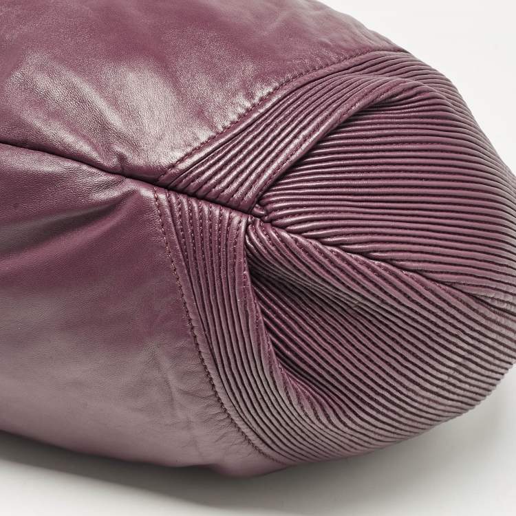Pre Owned Miu Miu Purple Leather Pleated Hobo