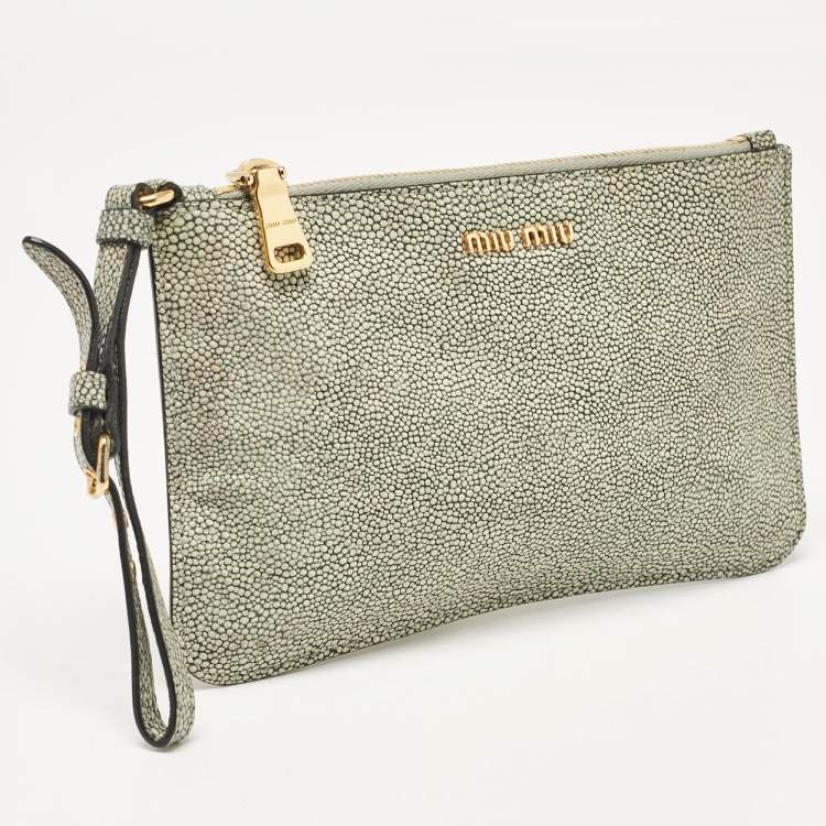 Pre Owned Miu Miu Blue/White Stingray Wristlet Pouch Clutch