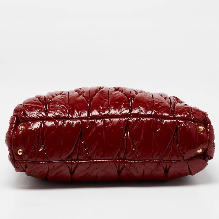 Pre Owned Miu Miu Red Matelasse patent Leather Shopper Tote
