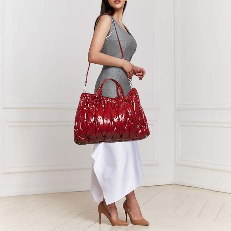 Pre Owned Miu Miu Red Matelasse patent Leather Shopper Tote