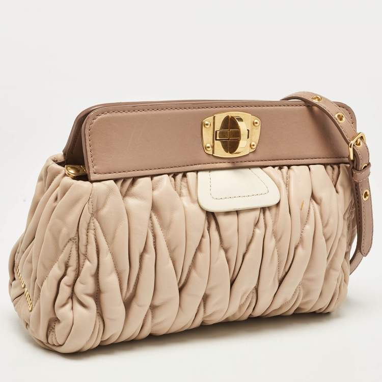 Pre Owned Miu Miu Beige/Cream Matelassé Leather Frame Crossbody Bag