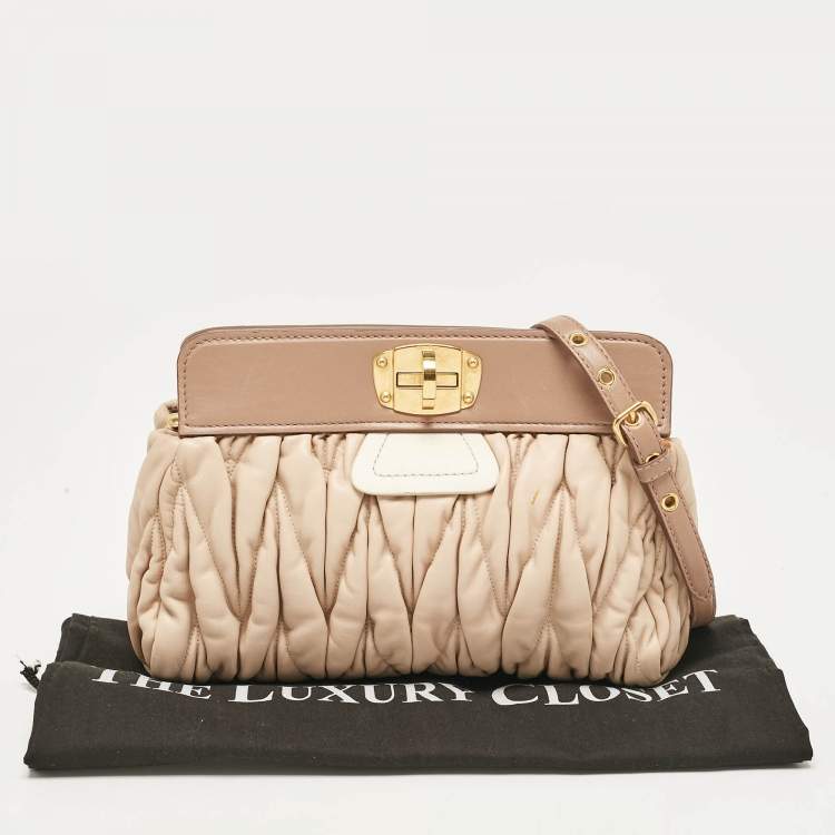 Pre Owned Miu Miu Beige/Cream Matelassé Leather Frame Crossbody Bag