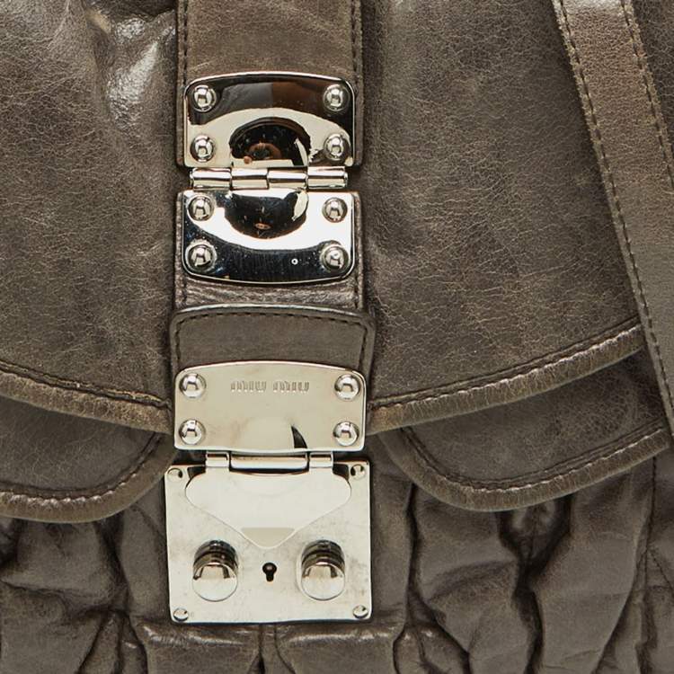 Pre Owned Miu Miu Grey Matelassé Lux Leather Coffer Hobo