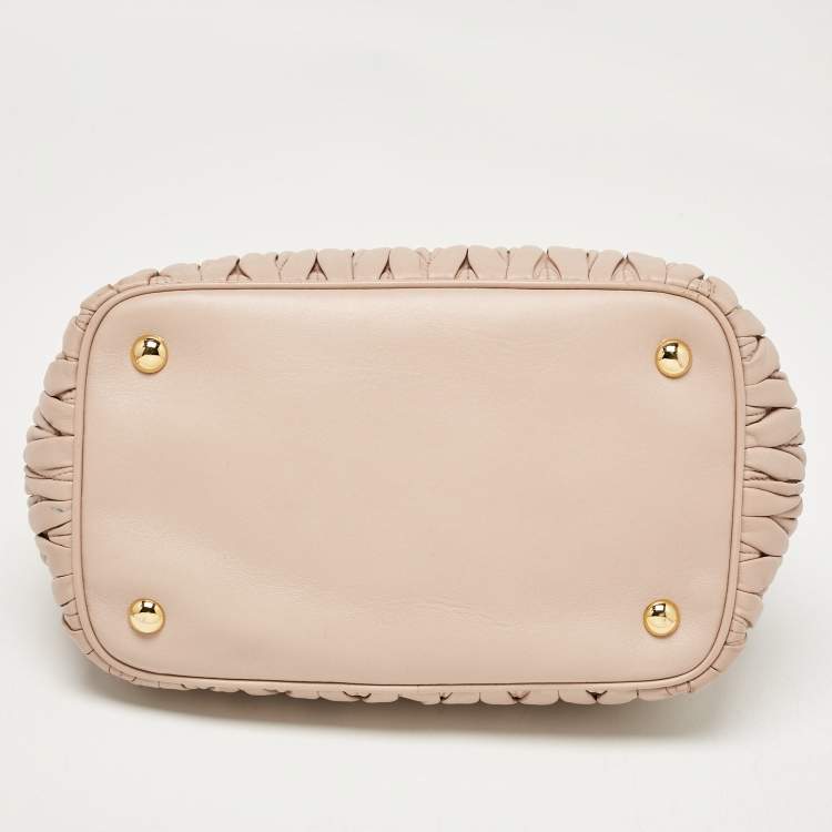 Pre Owned Miu Miu Beige Matelasse Leather Shoulder Bag
