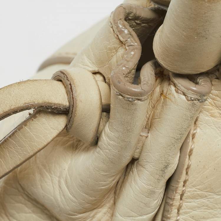 Pre Owned Miu Miu Cream Leather Gaufre Tote
