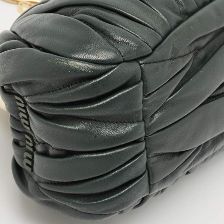 Pre Owned Miu Miu Green Matelassé Leather Belle Chain Clutch