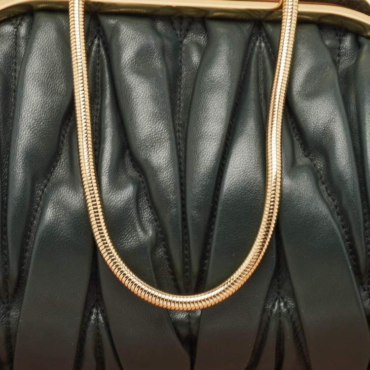 Pre Owned Miu Miu Green Matelassé Leather Belle Chain Clutch