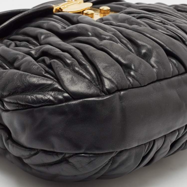 Pre Owned Miu Miu Black Matelassé Leather Coffer Hobo