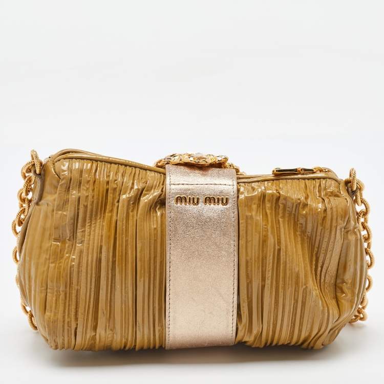 Pre Owned Miu Miu Beige/Metallic Pleated Patent Leather Shoulder Bag