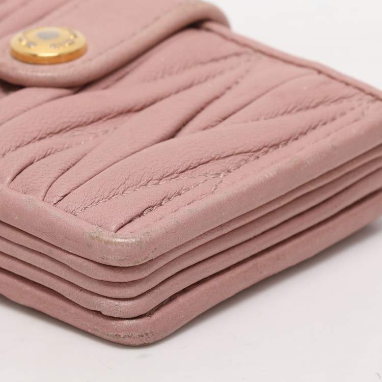 Pre Owned Miu Miu Blush Pink Matelasse Leather Card Holder