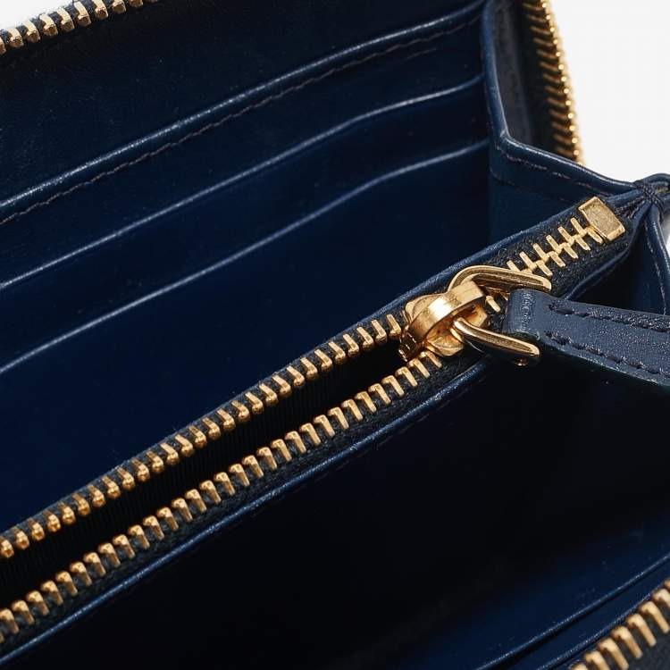 Pre Owned Miu Miu Navy Blue Croc Embossed Shine Leather Zip Continental Wallet