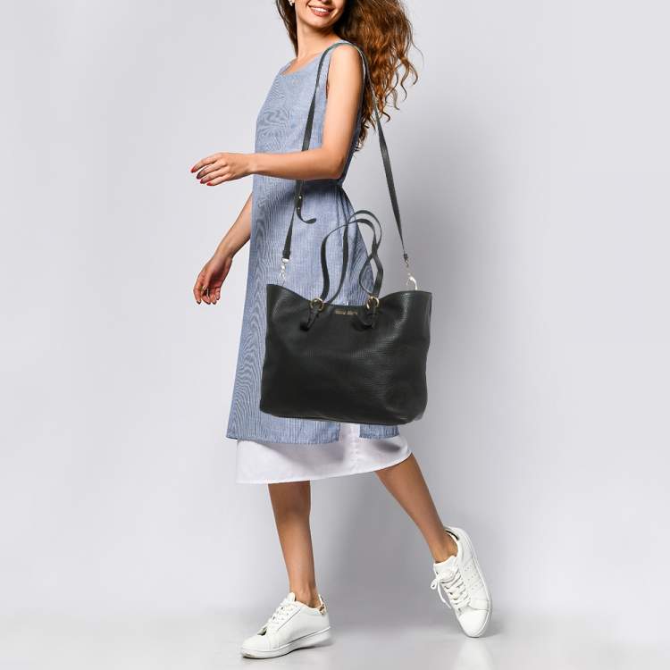 Pre Owned Miu Miu Black Vitello Daino Leather Shopper Tote