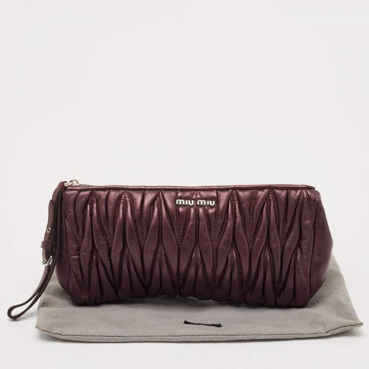 Pre Owned Miu Miu Dark Purple Matalasse  Leather Zip Clutch