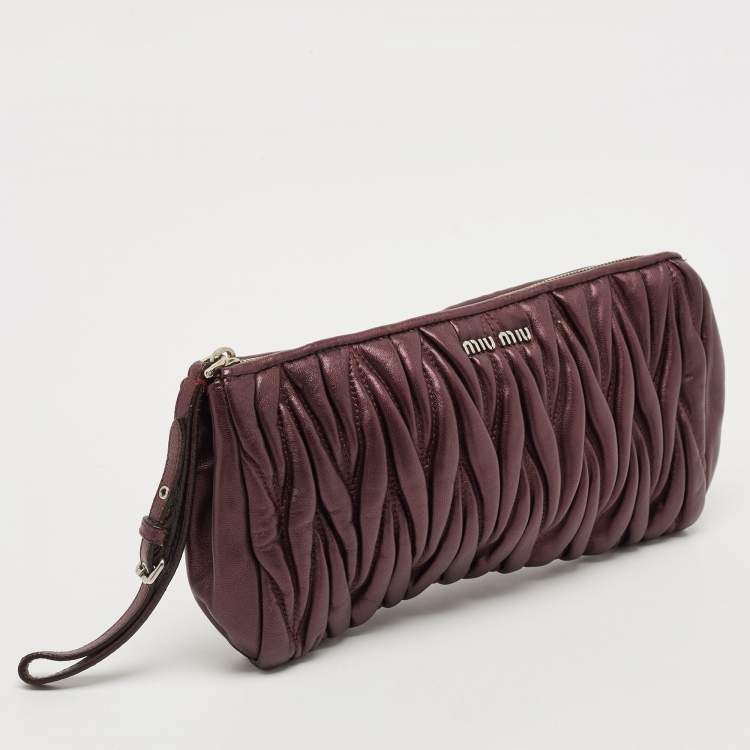 Pre Owned Miu Miu Dark Purple Matalasse  Leather Zip Clutch