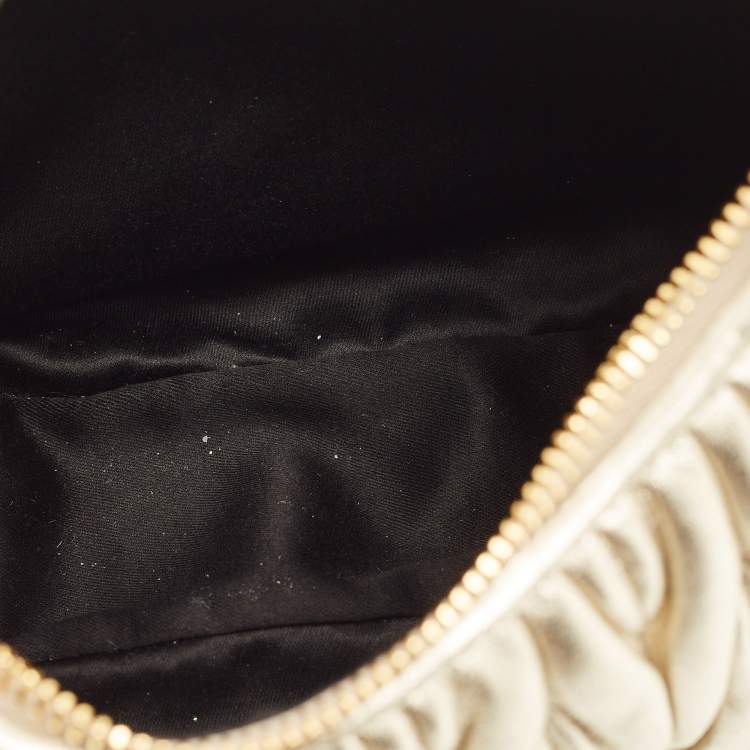 Pre Owned Miu Miu Gold Matelassé Leather Small Wander Hobo