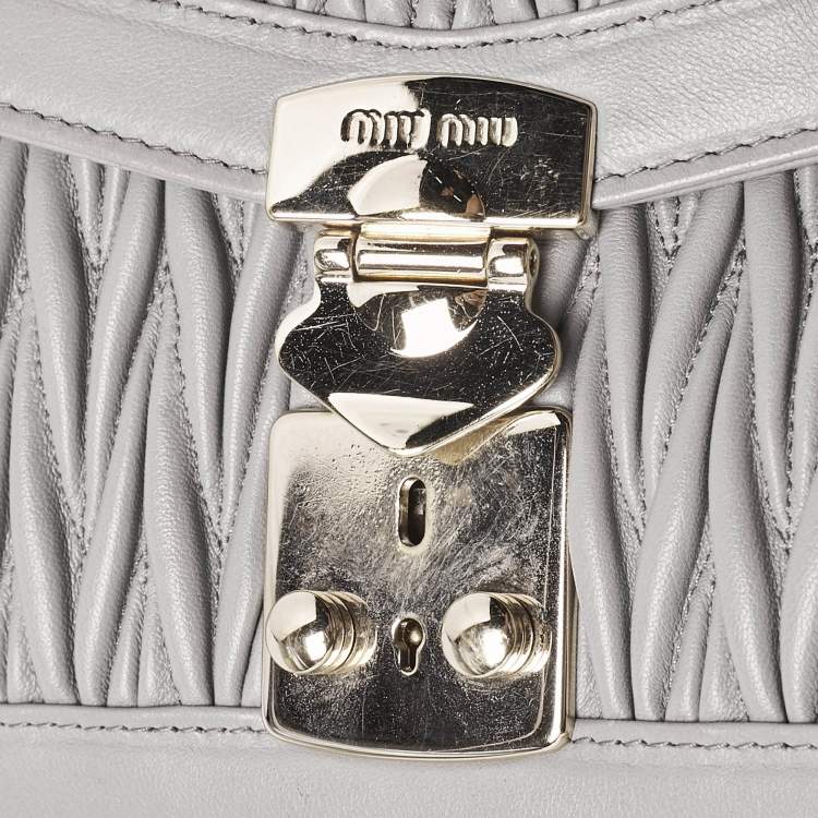 Pre Owned Miu Miu Grey Matelassé Leather Confidential Crossbody Bag