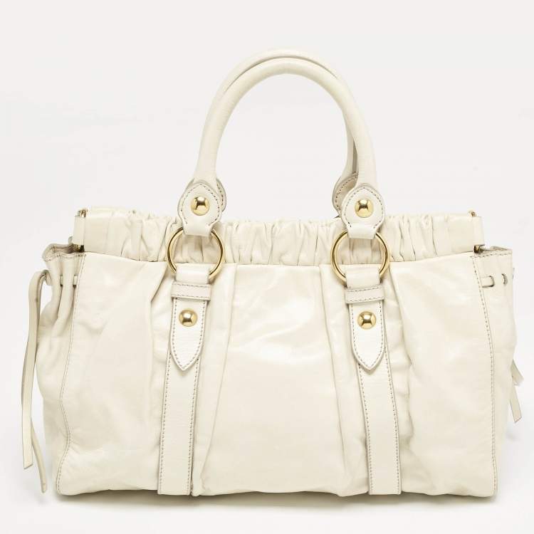 Pre Owned Miu Miu Off White Vitello Shine Leather Gathered Tote