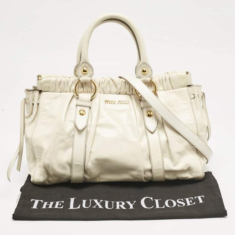 Pre Owned Miu Miu Off White Vitello Shine Leather Gathered Tote