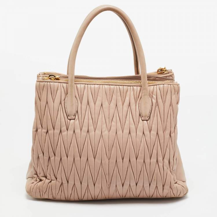 Pre Owned Miu Miu Old Rose Matelasse Leather Double Zip Tote