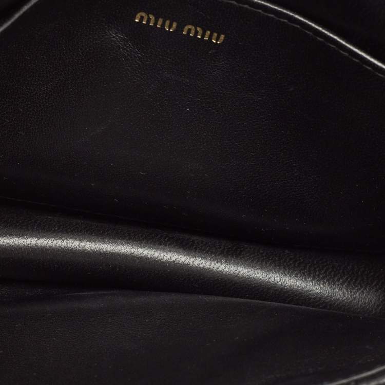 Pre Owned Miu Miu Black Matelassé Leather Crystals Buckle Chain Clutch