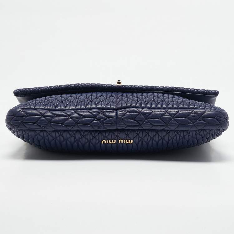 مملوكة مسبقًا Miu Miu Purple Matelassé Nappa Leather Crystal Shoulder Bag