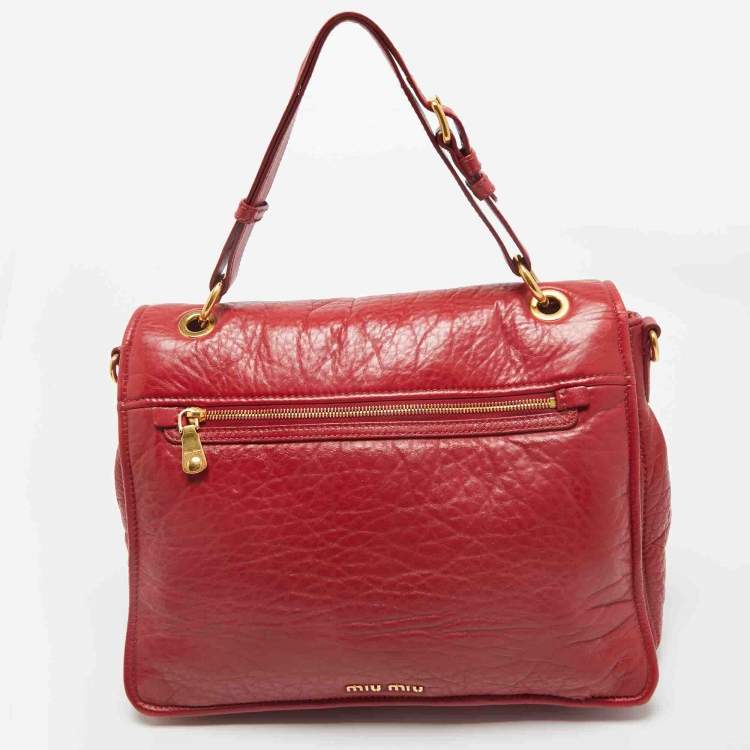 مملوكة مسبقًا Miu Miu Red Pebbled Leather Flap Top Handle Bag