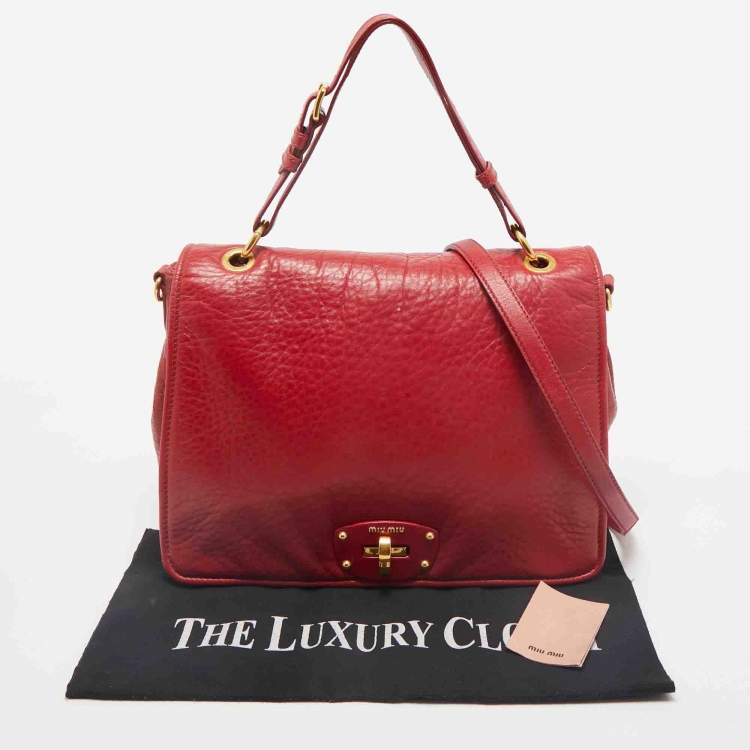 مملوكة مسبقًا Miu Miu Red Pebbled Leather Flap Top Handle Bag
