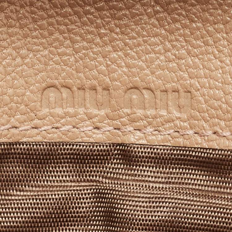 Pre Owned Miu Miu Two Tone Beige Leather Pushlock Flap Wallet on Chain
