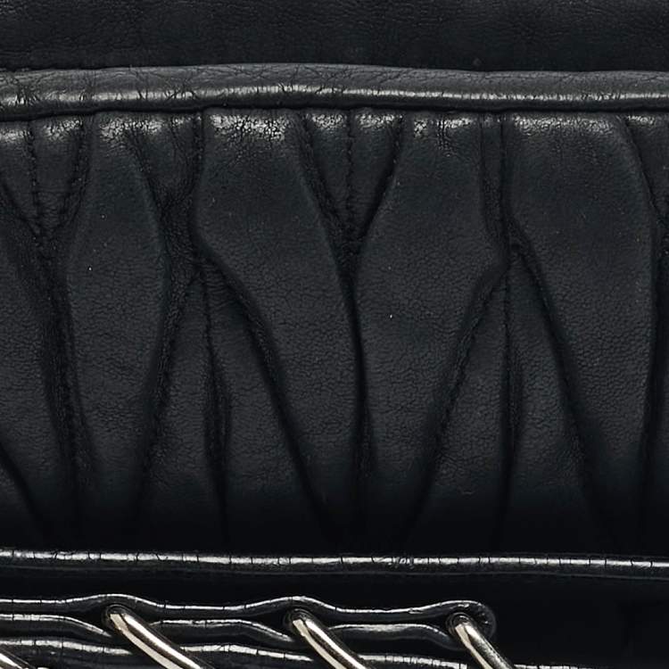 Pre Owned Miu Miu Grey Matelasse Leather Wristlet Clutch 