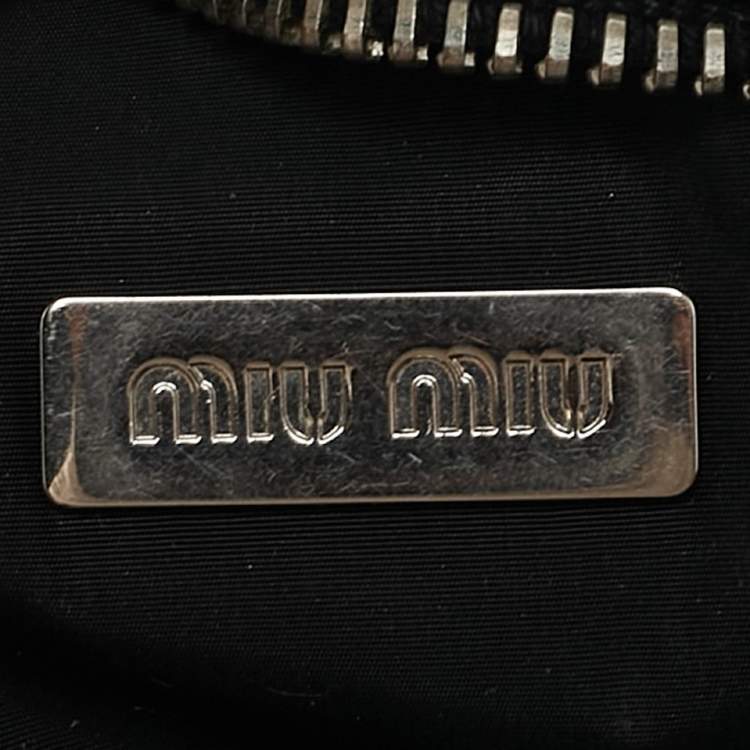 Pre Owned Miu Miu Grey Matelasse Leather Wristlet Clutch 