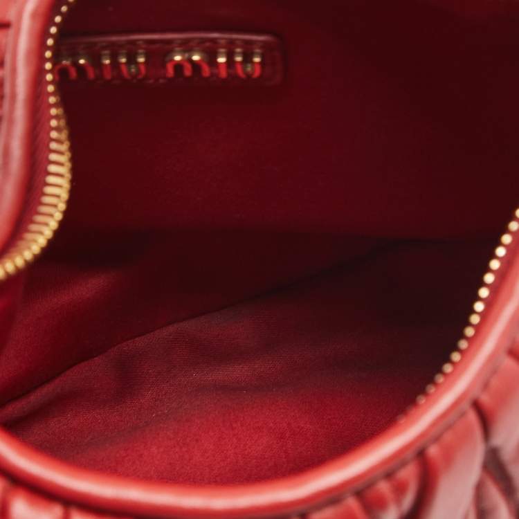 Pre Owned Miu Miu Red Matelassé Leather Wander Mini Hobo