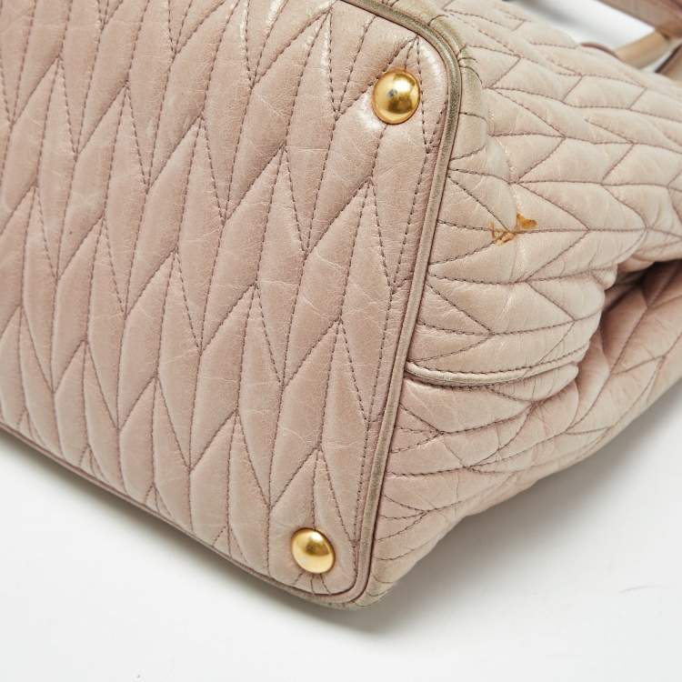 Pre Owned Miu Miu Light Pink Matelasse Leather Bow Tote