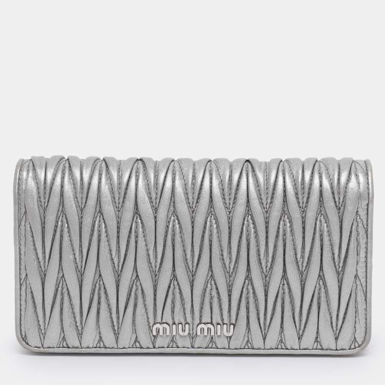 Pre Owned Miu Miu Silver Matelasse Leather Wallet on Chain